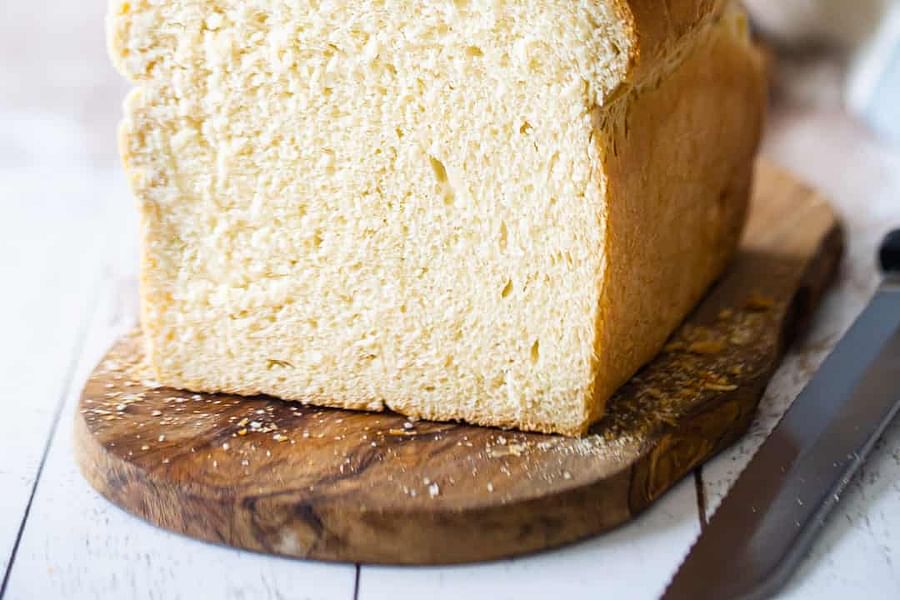 soft white bread loaf
